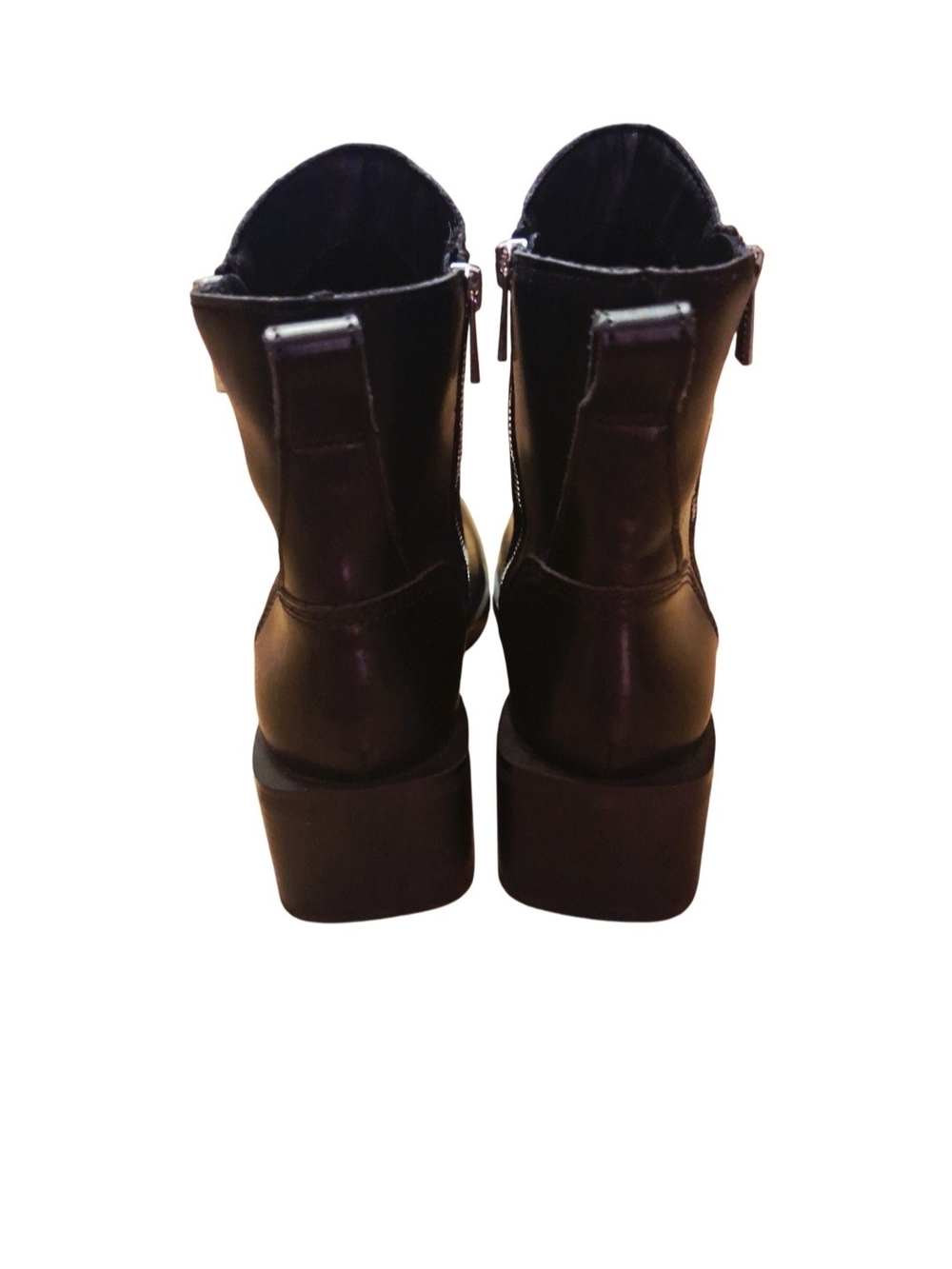 Women's Steve Madden Black Leather Ankle Booties with Side Zippers. Size 8 - Picture 2 of 8